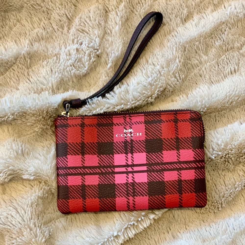 NWOT Coach wristlet